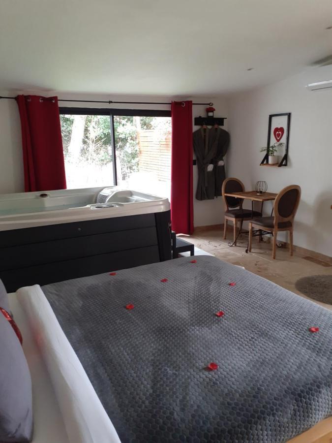La Chambre Des Songes Saze  Exteriér fotografie